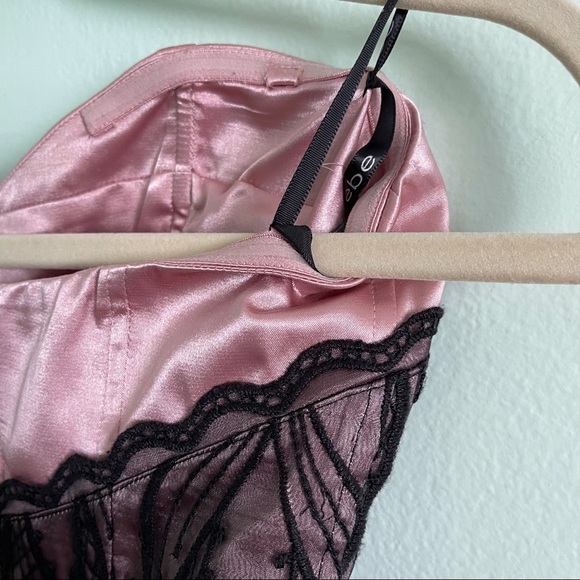 Lace Beaded bebe Mini Dress - Picture 12 of 16